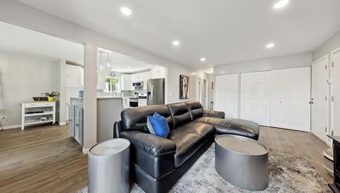 14949 Lake View Dr Orland Park