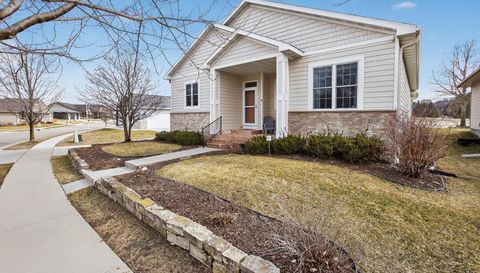 1948 Hadley Creek Drive NE