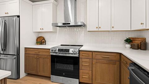 4929 Wild Rose Trail