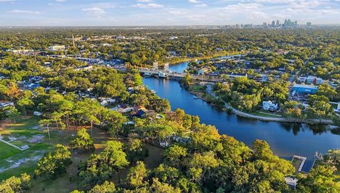 344 W RIO VISTA COURT