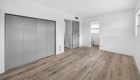 2141 INDIAN AVENUE S