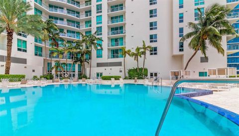 300 Biscayne Blvd