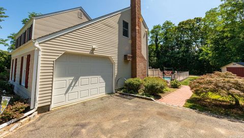 23 Josica Dr