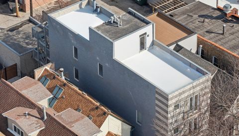 1412 W Diversey Parkway