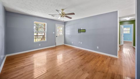 439 Sommerville Ave