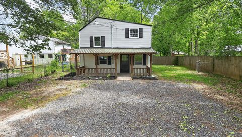 33 S Lake Terrace