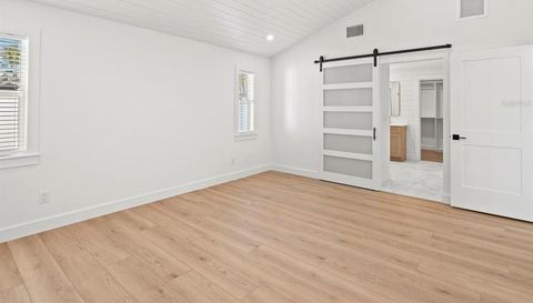 819 JACARANDA