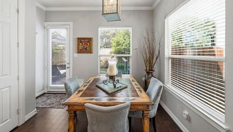 2813 Shadow Woods Ct