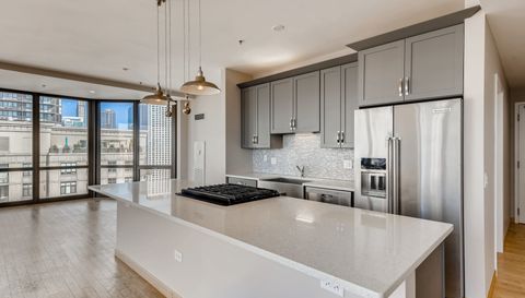 635 N Dearborn Street