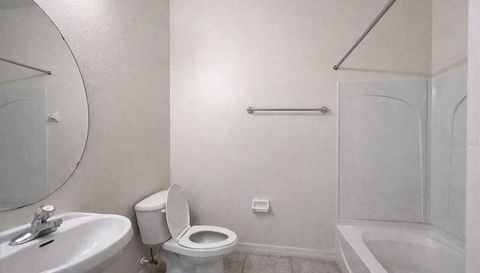 15342 OAK APPLE COURT