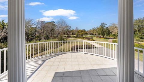1006 Lake Cooper