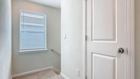 1823 Summer Serenity Dr