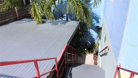 17 Calle Carlos Lebrun