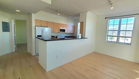 616 Clearwater Park Rd APT 812