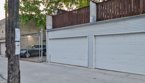 1109 W CORNELIA Avenue