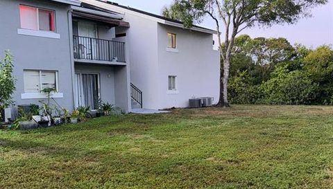 1141 Lake Victoria Drive