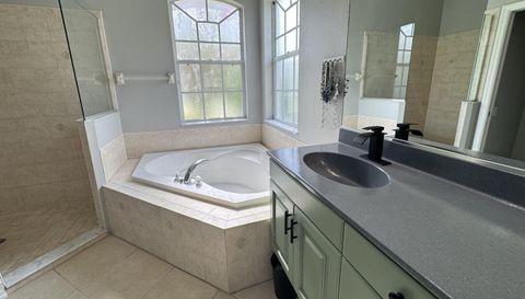 1884 Coconut Palm Cir