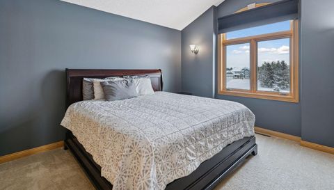 2728 Headland Court SW