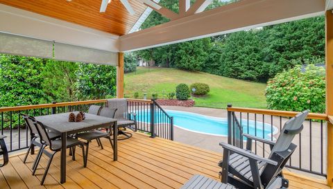 209 Southfork Ln