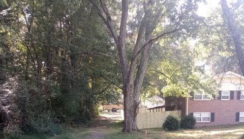 2421 Rockbridge Rd SW