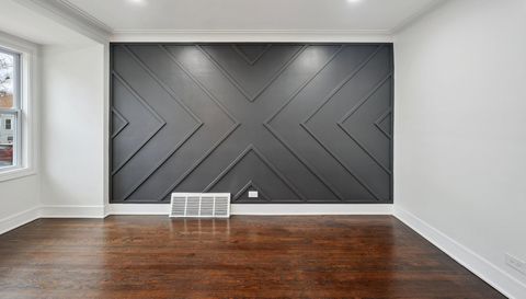 8389 S Baltimore Ave