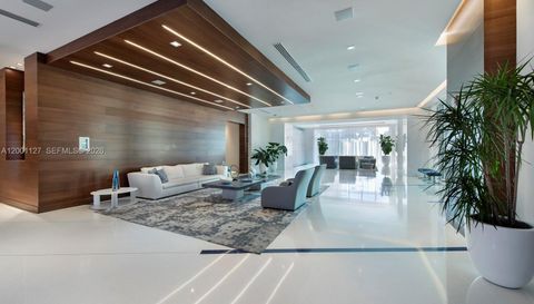 300 Sunny Isles Blvd