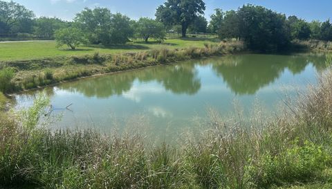 2200 Tipps Rd