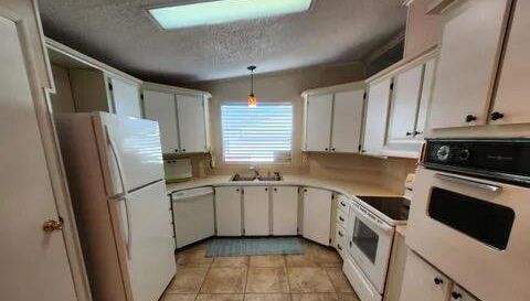 6479 Colony Park Drive