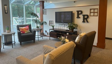 1321 Lake Drive W