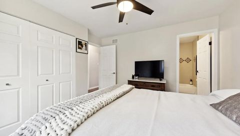 14949 Lake View Dr Orland Park