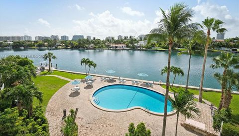 9101 E Bay Harbor Dr