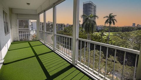 300 Diplomat Pkwy APT 601