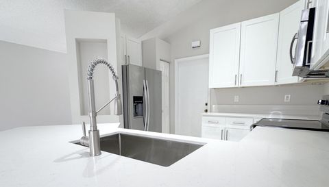 1316 Majesty Terrace