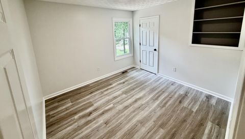 3904 Trade Wind Ct