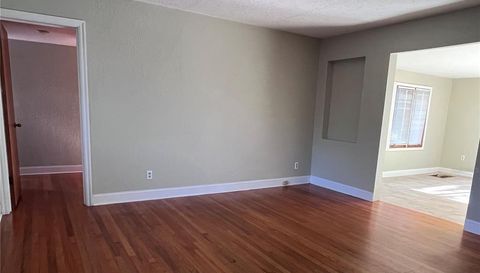 12 S UNIVERSITY CIRCLE