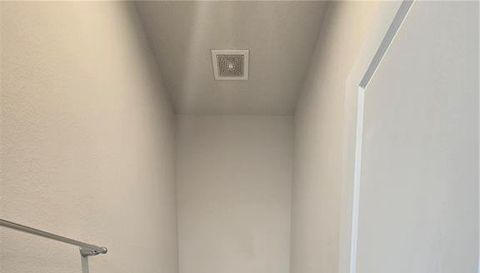 10156 AGAVE COURT