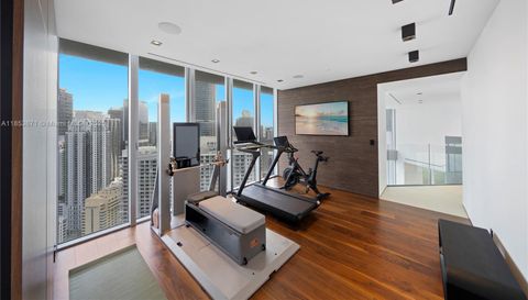 1300 Brickell Bay Dr