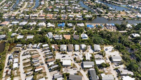 1119 Periwinkle Way Unit 355