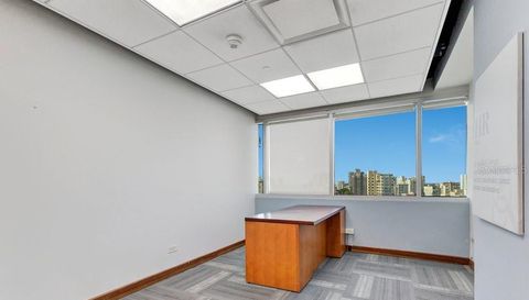 207 Calle Del Parque