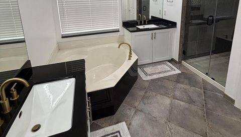 7942 Parsons Pine Dr