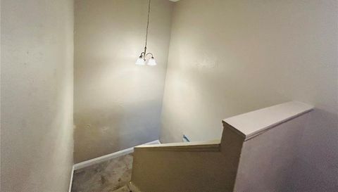 3922 CRAYRICH CIRCLE