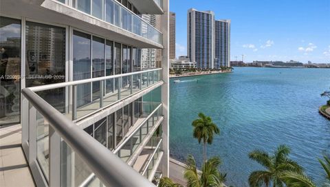465 Brickell Ave