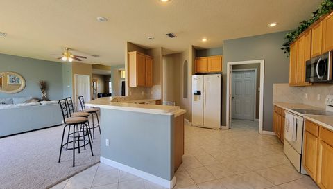 3145 Twisted Oak Loop