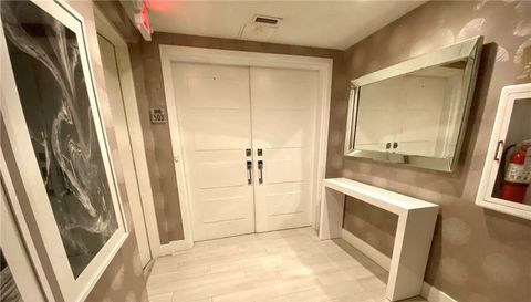 9400 E Bay Harbor Dr