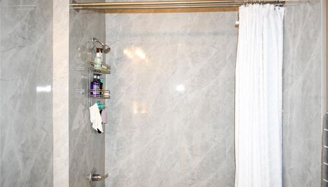 180 LAKE SMART CIRCLE