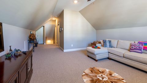 4329 Singletary Lake Dr