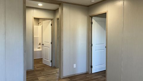 6008 Apple Wyrick Rd