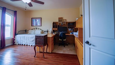 1063 Sanctuary Ln