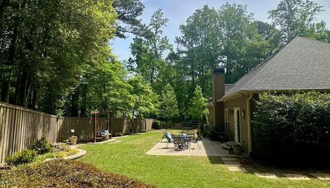 3294 Fox Hunt Trail NW