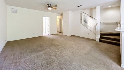 439 OLD FARM LN